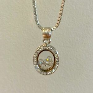 Silver Pendant Necklace with crystals